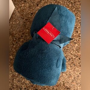 New holiday home blue plush fleece blanket throw size